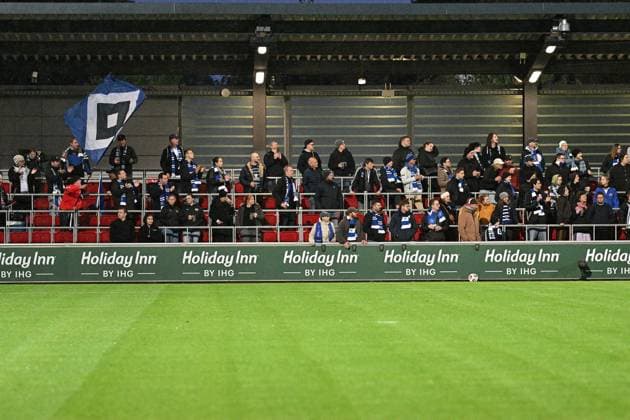 Soccer I Women I Season 2025 2026 I Bundesliga I Matchday 4 I RB Leipzig Hamburger SV I 25 09 2025 Fans from Hamburger SV in the stands Leipzig RB Training Center, Cottaweg 7 Saxony Germany Copyright: xLobeca InesxHähnelx
