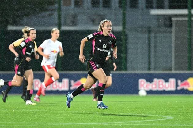 Soccer I Women I Season 2025 2026 I Bundesliga I 4 Matchday I RB Leipzig Hamburger SV I 25 09 2025 Melanie Brunnthaler 11, Hamburger SV Crop, close-up, portrait, portrait, single photo, single image, body Leipzig RB Training Center, Cottaweg 7 Saxony Germany Copyright: xLobeca InesxHähnelx