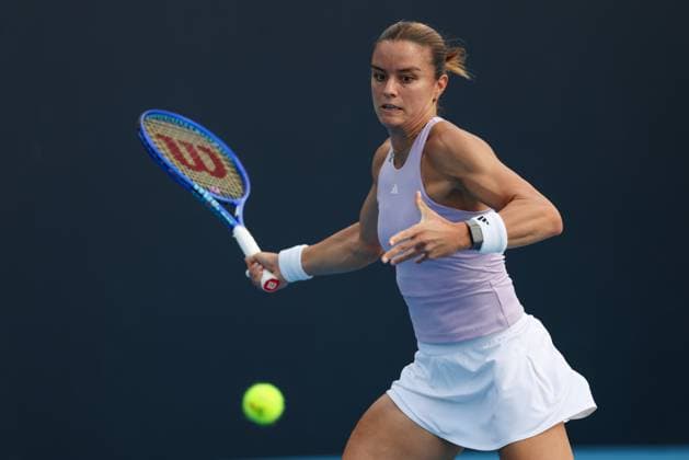 BEIJING, CHINA - SEPTEMBER 26: Maria Sakkari of Greece returns a shot in the Women s Singles Round of 64 match against Leylah Fernandez of Canada on day 5 of the 2025 China Open at National Tennis Center on September 26, 2025 in Beijing, China.  Copyright: xVCGx 111593309434
