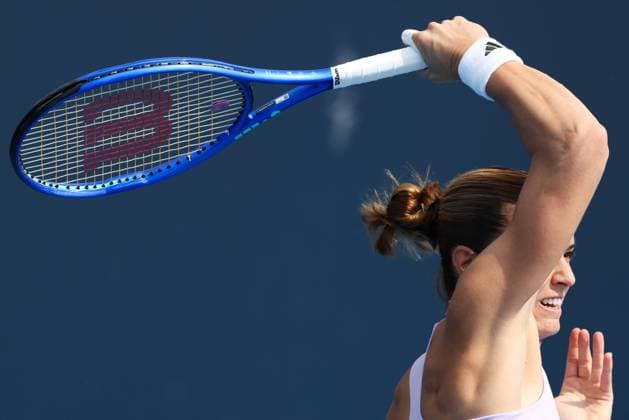 BEIJING, CHINA - SEPTEMBER 26: Maria Sakkari of Greece returns a shot in the Women s Singles Round of 64 match against Leylah Fernandez of Canada on day 5 of the 2025 China Open at National Tennis Center on September 26, 2025 in Beijing, China.  Copyright: xVCGx 111593309299