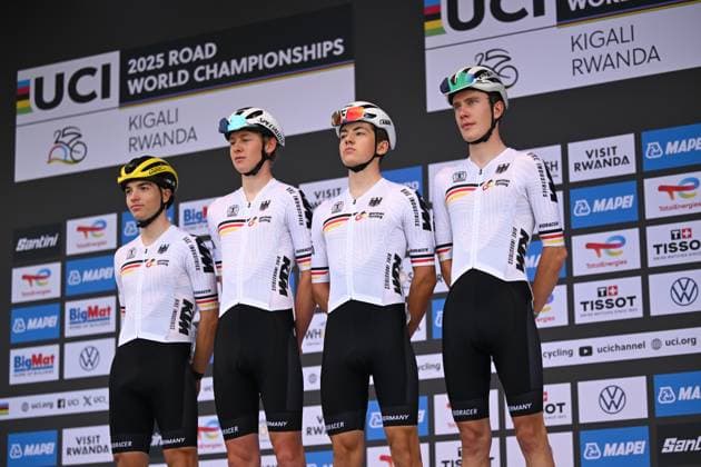 2025 UCI Road World Championships Picture by Chris Auld SWpix.com - 26 09 2025 - Cycling - 2025 UCI Road World Championships - Kigali Convention Centre, Kigali, Rwanda - Men Junior Road Race - Benedikt Benz (Germany), Karl Herzog (Germany), Moritz Mauss (Germany), Zeno Levi Winter (Germany) Copyright: x xSWpix.comx(t axPhotographyxHubxLtd)xChrisxAuld SWpix.comx SWP-3030-6988