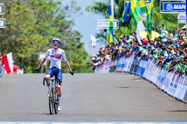 British Harry Hudson celebrates as he crosses the finish line to win the junior men road race (119,3 km) at the cycling road World Championships in Kigali, Rwanda, Friday 26 September 2025. The 2025 UCI Road World Championships take place from 21 to 28 September in Kigali, Rwanda. DIRKxWAEM  x135312955x