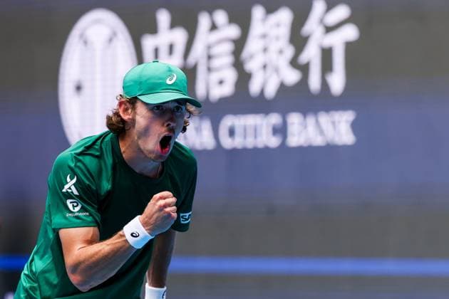 BEIJING, CHINA - SEPTEMBER 26: Alex De Minaur of Australia reacts in the Men s Singles Round of 32 match against Yunchaokete Bu of China on day 5 of the 2025 China Open at National Tennis Center on September 26, 2025 in Beijing, China.  Copyright: xVCGx 111593329645