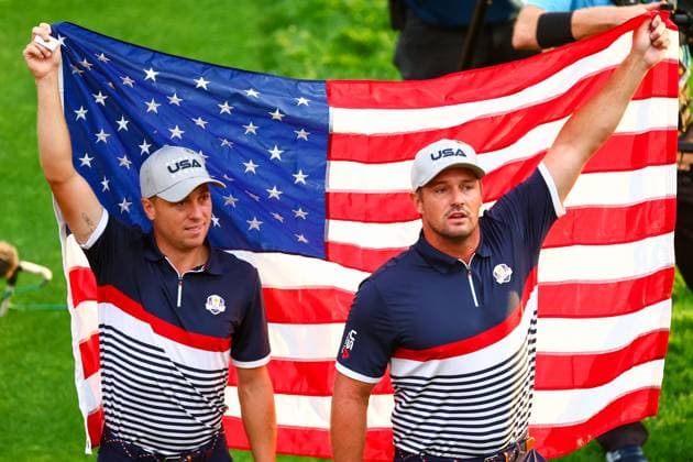 Bryson DeChambeau and Justin Thomas of Team USA on the first tee 2025 Ryder Cup, Day One, Morning Foursomes, Golf, Bethpage Black Golf Course, New York, USA - 26 Sep 2025New York Bethpage Black Golf Course New York (NY) United States of America EDITORIAL USE ONLY No use with unauthorised audio, video, data, fixture lists, club league logos or live services. Online in-match use limited to 120 images, no video emulation. No use in betting, games or single club league player publications. Copyright: xJamesxMarsh Shutterstockx 15500199r