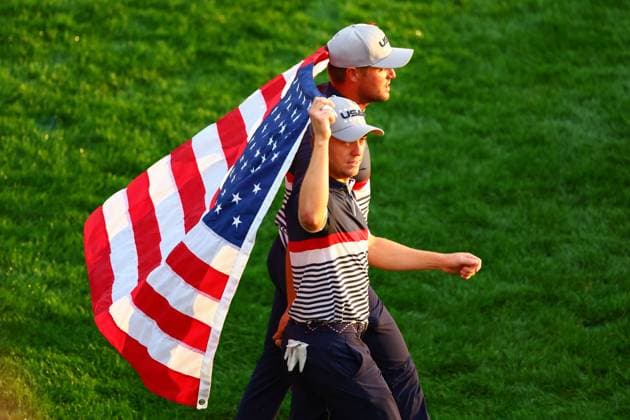 Bryson DeChambeau and Justin Thomas of Team USA on the first tee 2025 Ryder Cup, Day One, Morning Foursomes, Golf, Bethpage Black Golf Course, New York, USA - 26 Sep 2025New York Bethpage Black Golf Course New York (NY) United States of America EDITORIAL USE ONLY No use with unauthorised audio, video, data, fixture lists, club league logos or live services. Online in-match use limited to 120 images, no video emulation. No use in betting, games or single club league player publications. Copyright: xJamesxMarsh Shutterstockx 15500199ah