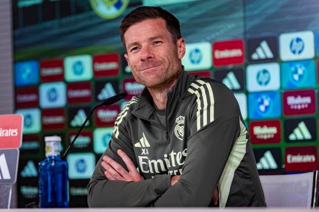 Real Madrid press conference, PK, Pressekonferenz Xabi Alonso, head coach of Real Madrid, speaks during the press conference ahead of their LaLiga EA Sports match against Atletico de Madrid at Ciudad Real Madrid on September 26, 2025 in Madrid, Spain. Valdebebas Ciudad Real Madrid Madrid Spain Copyright: xAlbertoxGardinx AGardin_20250926_Foot_ReaMad_tra_0279