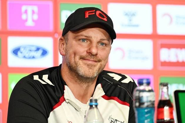 26 09 2025 , xophax, Soccer 1 Bundesliga, 1 FC Koeln 1 FC Köln Press conference before the Stuttgart match FC Coach Lukas Kwasniok DFL DFB REGULATIONS PROHIBIT ANY USE OF PHOTOGRAPHS as IMAGE SEQUENCES and or QUASI VIDEO Koeln