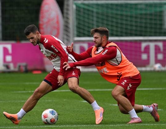 26 09 2025 , xophax, Soccer 1 Bundesliga, 1 FC Koeln 1 FC Köln Training Tom Krauss , left and Jan Thielmann , right both 1 FC Köln DFL DFB REGULATIONS PROHIBIT ANY USE OF PHOTOGRAPHS as IMAGE SEQUENCES and or QUASI VIDEO Koeln