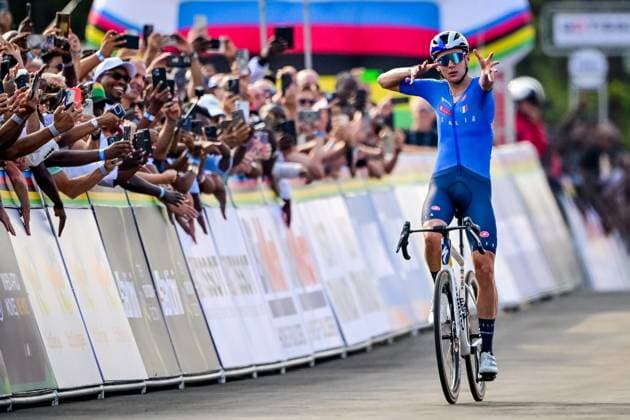 Italian Lorenzo Finn celebrates as he crosses the finish line to win the u23 men road race (164,6 km) at the cycling road World Championships in Kigali, Rwanda, Friday 26 September 2025. The 2025 UCI Road World Championships take place from 21 to 28 September in Kigali, Rwanda. DIRKxWAEM  x135331024x
