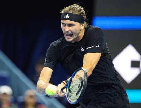 (250926) -- BEIJING, Sept. 26, 2025 -- Alexander Zverev hits a return during the men s singles first round match between Alexander Zverev of Germany and Lorenzo Sonego of Italy at 2025 China Open tennis tournament in Beijing, China, Sept. 26, 2025. (Photo by Xinhua) (SP)CHINA-BEIJING-TENNIS-CHINA OPEN-MEN S SINGLES-FIRST ROUND (CN) MaxZihan 