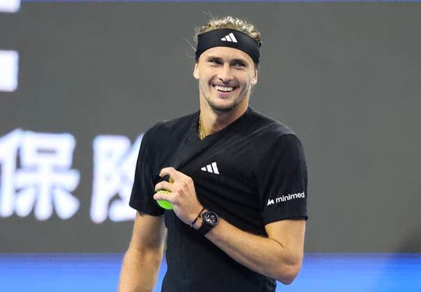 (250926) -- BEIJING, Sept. 26, 2025 -- Alexander Zverev reacts during the men s singles first round match between Alexander Zverev of Germany and Lorenzo Sonego of Italy at 2025 China Open tennis tournament in Beijing, China, Sept. 26, 2025. (Photo by Xinhua) (SP)CHINA-BEIJING-TENNIS-CHINA OPEN-MEN S SINGLES-FIRST ROUND (CN) MaxZihan 