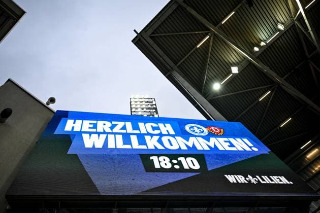 The scoreboard before the match, GER, SV Darmstadt 98 vs Dynamo Dresden, Football, Bundesliga 2, Matchday 7, Season 2025 2026, 26 09 2025 DFL REGULATES PROHIBIT ANY USE OF PHOTOGRAPHS AS IMAGE SEQUENCES AND OR QUASI VIDEO GER, SV Darmstadt 98 vs Dynamo Dresden, Football, Bundesliga 2, Matchday 7, Season 2025 2026, 26 09 2025 Darmstadt Copyright: xEibner-Pressefoto FlorianxWiegandx EP_FWD
