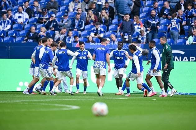 26 09 2025, Football, 2 Bundesliga, Season 2025 2026, Matchday 7, FC Schalke 04 SpVgg Greuther Fürth, Warm-up FC Schalke 04, xRHR PHOTO YYx Copyright: KROEGER RHR-FOTOx RHR-FOTO YY