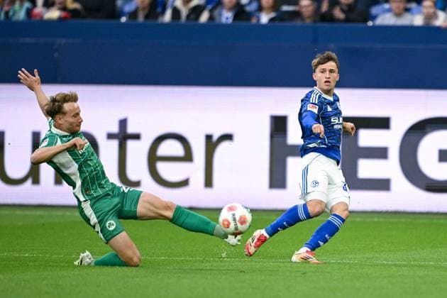 26 09 2025, Football, 2 Bundesliga, Season 2025 2026, Matchday 7, FC Schalke 04 SpVgg Greuther Fürth, Vitalie Becker FC Schalke 04 xRHR PHOTO YYx Copyright: KROEGER RHR-FOTOx RHR-FOTO YY