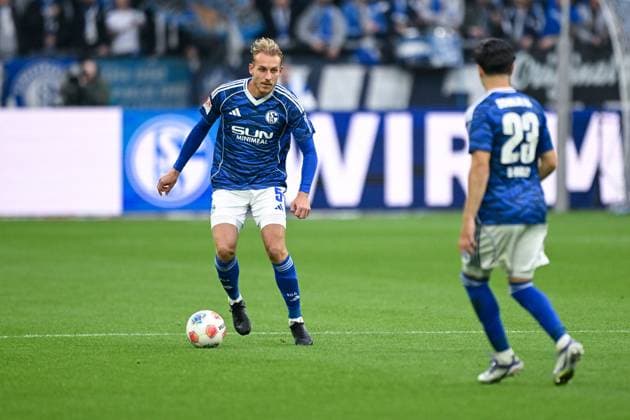 26 09 2025, Football, 2 Bundesliga, Season 2025 2026, Matchday 7, FC Schalke 04 SpVgg Greuther Fürth, Timo Becker FC Schalke 04 xRHR PHOTO YYx Copyright: KROEGER RHR-FOTOx RHR-FOTO YY