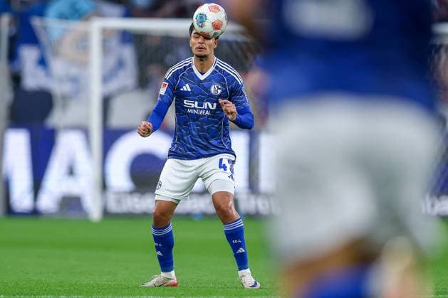 25 09 2025, Football, FC Schalke 04 SpVgg Greuther Fürth, 7 Matchday, 2 Soccer Bundesliga, Veltins Arena Gelsenkirchen, Season 2025 2026 Mertcan Ayhan Schalke04 43 DFB regulations prohibit any use of photographs as image sequences and or quasi video Nordrhein Westfalen Germany