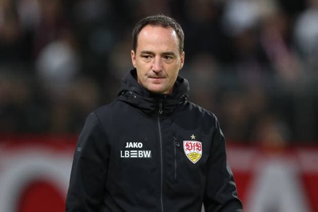26 09 2025, xtgx, Fußball 3 Liga, FC Energie Cottbus VfB Stuttgart II emspor, v l Nico Willig Stuttgart, Trainer Portrait, Portraet, Einzelbild DFL DFB REGULATIONS PROHIBIT ANY USE OF PHOTOGRAPHS as IMAGE SEQUENCES and or QUASI VIDEO Cottbus