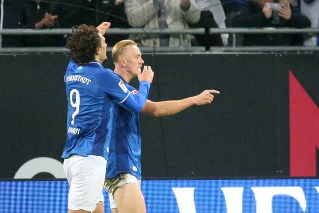 26 09 2025, xpfrx, Fußball 2 Bundesliga, SV Darmstadt 98 Dynamo Dresden v l Torjubel nach dem Tor zum celebrating the goal celebrate 1 0 durch Isac Alexi Sivert Lidberg SV Darmstadt 98 DFL DFB REGULATIONS PROHIBIT ANY USE OF PHOTOGRAPHS as IMAGE SEQUENCES and or QUASI VIDEO Darmstadt