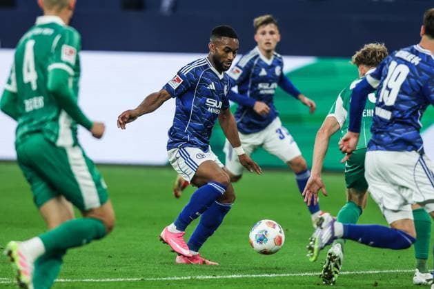 Sports, Football, 2 Bundesliga Season 2025 2026 7 Matchday FC Schalke 04 SpVgg Greuther Fürth 26 09 2025, VELTINS Arena Moussa Sylla FC Schalke 04, 9 Gelsenkirchen VELTINS Arena Nordrhein Westfalen Germany