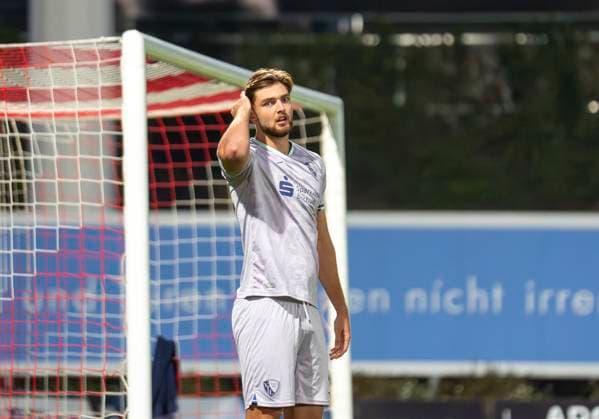 Daniel Huelsenbusch VfL Bochum U21, 4 Sportfreunde Siegen VfL Bochum U21 26 09 2025 Soccer, Regionalliga West, 10 Matchday, GER, Siegen, Leimbachstadion Siegen Copyright: HMBxMedia xMarcoxBader