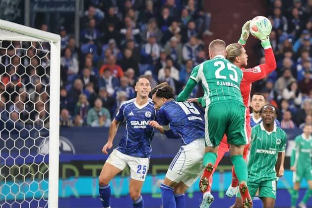 Loris Karius FC Schalke 04 at the match of the 2 Bundesliga season 2025 26 FC Schalke 04 Greuther Fürth Copyright Thomas Pakusch Copyright: Thomas Pakusch