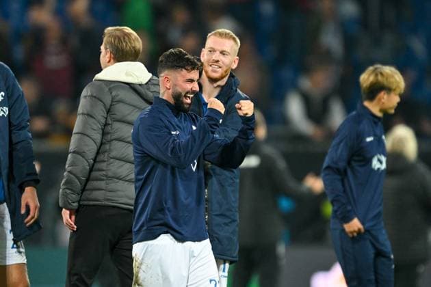 Marco Richter SV Darmstadt 1898, 23 Delighted with the win, GER, SV Darmstadt 98 vs Dynamo Dresden, Football, 2 Bundesliga, Matchday 7, Season 2025 2026, 26 09 2025 DFL REGULATES PROHIBIT ANY USE OF PHOTOGRAPHS AS IMAGE SEQUENCES AND OR QUASI VIDEO GER, SV Darmstadt 98 vs Dynamo Dresden, Football, 2 Bundesliga, Matchday 7, Season 2025 2026, 26 09 2025 Darmstadt Copyright: xEibner-Pressefoto FlorianxWiegandx EP_FWD