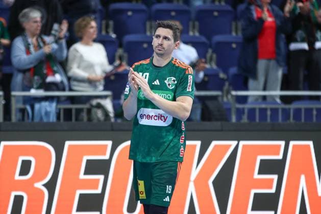 26 09 2025, xgox, Handball Daikin HBL, TSV Hannover Burgdorf HC Erlangen emspor, v l Marius Steinhauser Hannover, 19 disappointed, looks disappointed, dejected, disappointed Hannover