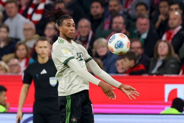 Michael Olise (FC Bayern Muenchen) kontrolliert den Ball, Bundesliga, FC Bayern München v SV Werder Bremen, Allianz Arena am 26. September 2025 in München, Deutschland. (Foto von Marco Steinbrenner DeFodi Images) Michael Olise (FC Bayern Muenchen) controls the ball, Bundesliga, FC Bayern München v SV Werder Bremen, Allianz Arena, September 26, 2025 in München, Germany. (Photo by Marco Steinbrenner DeFodi Images) DFL regulations prohibit any use of photographs as image sequences and or quasi-video. Michael Olise FC Bayern Muenchen controls the ball, Bundesliga, FC Bayern München v SV Werder Bremen, Allianz Arena on September 26, 2025 in Munich, Germany Photo by Marco Steinbrenner DeFodi Images Michael Olise FC Bayern Muenchen controls the ball, Bundesliga, FC Bayern München v SV Werder Bremen, Allianz Arena, September 26, 2025 in Munich, Germany Photo by Marco Steinbrenner DeFodi Images DFL regulations prohibit any use of photographs as image sequences and or quasi video