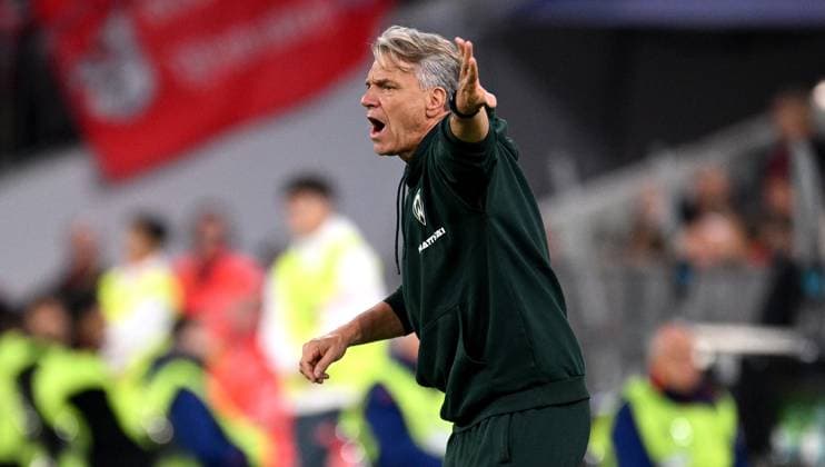 Soccer 1 Bundesliga Season 2025 2026 5 Matchday FC Bayern Muenchen SV Werder Bremen 26 09 2025 Coach Horst Steffen SV Werder Bremen