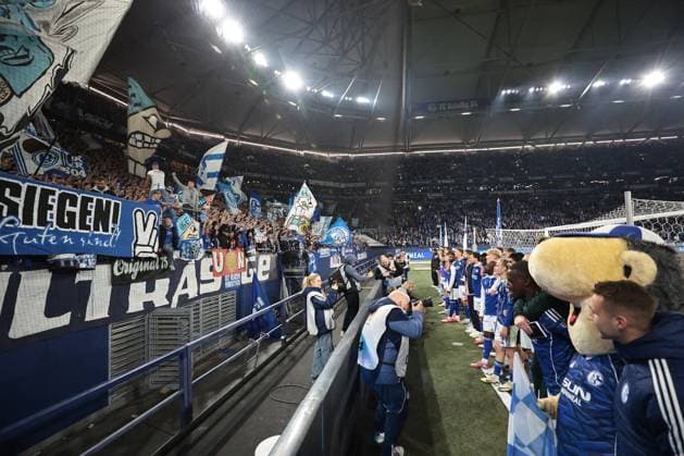 The players of FC Schalke 04 are happy about the 1 0 victory in the match of the 2 Bundesliga season 2025 26 FC Schalke 04 Greuther Fürth Copyright Thomas Pakusch Copyright: Thomas Pakusch