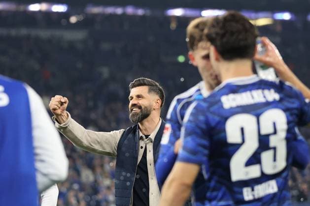 Head coach Miron Muslic FC Schalke 04 is happy about the 1 0 victory in the match of the 2 Bundesliga season 2025 26 FC Schalke 04 Greuther Fürth Copyright Thomas Pakusch Copyright: Thomas Pakusch