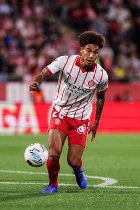 September 26, 2025, Girona, Girona, SPAIN: Axel Witsel of Girona FC in action during the Spanish league, La Liga EA Sports, football match played between Girona FC and RCD Espanyol at Montilivi stadium on September 26, 2025 in Girona, Spain. Girona SPAIN - ZUMAa181 20250926_zaa_a181_127 Copyright: xJavierxBorregox