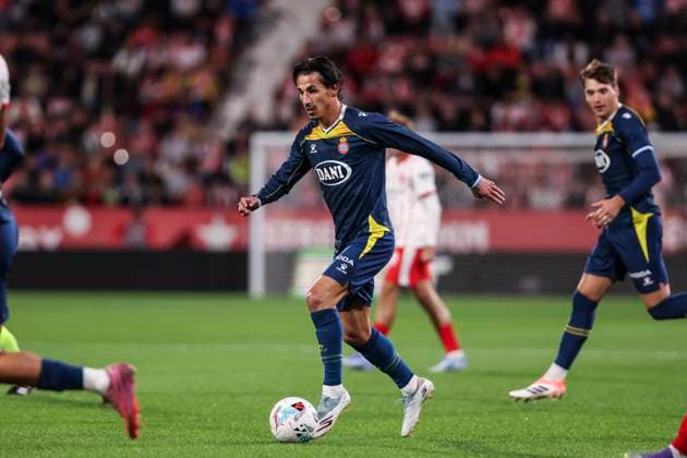 September 26, 2025, Girona, Girona, SPAIN: Pere Milla of RCD Espanyol in action during the Spanish league, La Liga EA Sports, football match played between Girona FC and RCD Espanyol at Montilivi stadium on September 26, 2025 in Girona, Spain. Girona SPAIN - ZUMAa181 20250926_zaa_a181_140 Copyright: xJavierxBorregox