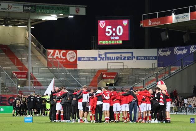 Players on the pitch Football 3 Liga 2025 2026 FC Energie Cottbus VfB Stuttgart II