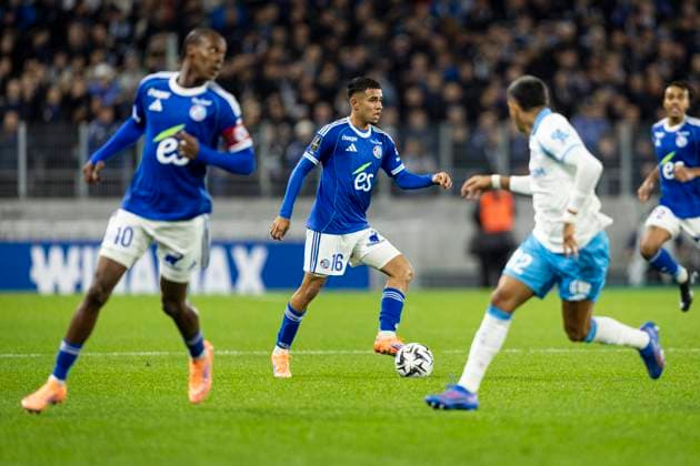 FOOTBALL: Ligue 1 Racing Strasbourg vs Marseille. 26 09 2025 STADE DE LA MEINAU Kendry Paez 16 (RCS)  Copyright: xelyxandroxcegarrax