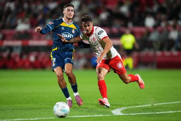 ESP: Girona FC v RCD Espanyol . Liga match 2025-2026, Date 7 Roberto Fernandez of RCD Espanyol during the La Liga match 2025-2026, date 7 between Girona FC and RCD Espanyol played at Montilivi Stadium on September 26, 2025 in Girona, Spain. kpng Copyright: xBaguxBlancox xPRESSINx PS_240926_GIR_ESP_2526_022