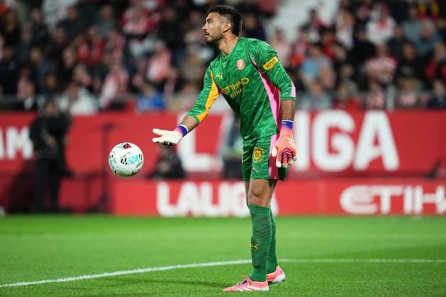 ESP: Girona FC v RCD Espanyol . Liga match 2025-2026, Date 7 Paulo Gazzaniga of Girona FC during the La Liga match 2025-2026, date 7 between Girona FC and RCD Espanyol played at Montilivi Stadium on September 26, 2025 in Girona, Spain. kpng Copyright: xBaguxBlancox xPRESSINx PS_240926_GIR_ESP_2526_024