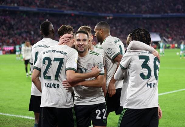 Football, Men, Bundesliga, Season 2025 2026, FC Bayern München SV Werder Bremen, Allianz Arena 4 0 by Konrad Laimer FC Bayern München , Goal, Jubel DFB, DFL regulations prohibit any use of photographs as image sequences and or quasi video