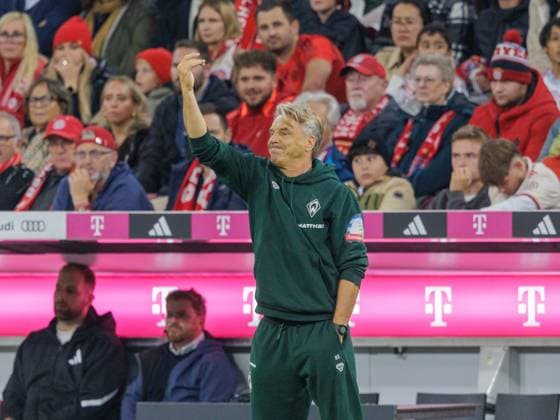 Bremen coach Horst STEFFEN Soccer Bayern Bremen 4 0 1 Soccer Bundesliga, FC Bayern Munich SV Werder Bremen, Matchday 5, Season 2025 2026, on 26 09 2025 in Munich, A L L I A N Z A R E N A, Germany Source Copyright Credit Oryk HAIST xFUSSBALL-BAYERN-BREMENx