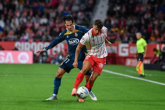 GIRONA FC vs RCD ESPANYOL Montilivi Municipal Stadium. Girona. September 26,2025 GIRONA FC-RCD ESPANYOL September 26,2025 Pere Milla (11) of RCD Espanyol vies with Ladislav Krejci (18) of Girona FC during the match between Girona FC and Real Betis corresponding to the seven day of La Liga EA Sports at Montilivi Municipal Stadium in Girona, Spain. Girona ESP Copyright: xS.xRosx