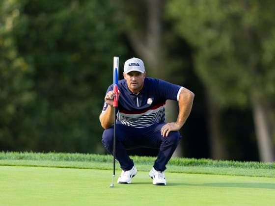September 26, 2025, Farmingdale, Ny, United States: FARMINGDALE, NY - SEPTEMBER 26: Bryson DeChambeau of Team USA lines up a putt on hole 14 during the Ryder Cup - Afternoon Fourball Matches at Bethpage Black Golf Course on September 26, 2025 in Farmingdale, NY. Ryder Cup - Afternoon Fourball Matches  - ZUMAt139 20250926_aaa_t139_041 Copyright: xAlxChang IsixPhotosx