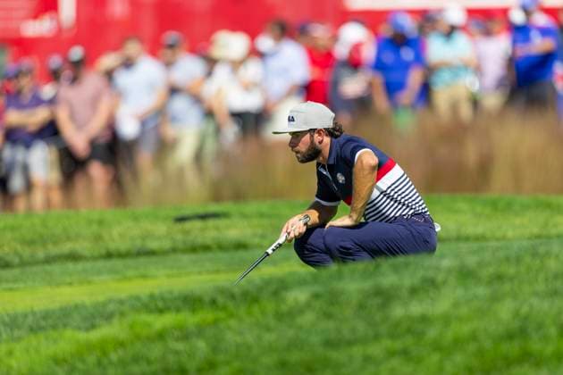September 26, 2025, Farmingdale, Ny, United States: FARMINGDALE, NY - SEPTEMBER 26: Cameron Young of Team USA lines up a putt on hole 1 during the Ryder Cup - Afternoon Fourball Matches at Bethpage Black Golf Course on September 26, 2025 in Farmingdale, NY. Ryder Cup - Afternoon Fourball Matches  - ZUMAt139 20250926_aaa_t139_088 Copyright: xAlxChang IsixPhotosx