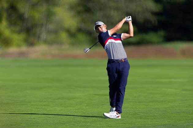 September 26, 2025, Farmingdale, Ny, United States: FARMINGDALE, NY - SEPTEMBER 26: Collin Morikawa of Team USA hits an approach shot on hole 13 during the Ryder Cup - Morning Foursomes Matches at Bethpage Black Golf Course on September 26, 2025 in Farmingdale, NY. Farmingdale United States - ZUMAt139 20250926_aaa_t139_156 Copyright: xAlxChang IsixPhotosx