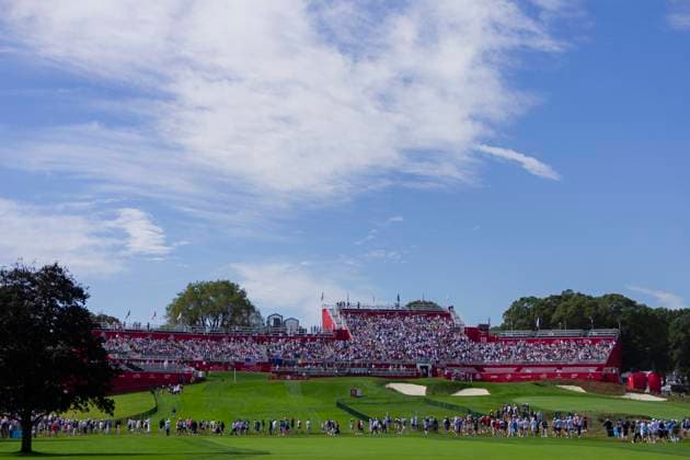 September 26, 2025, Farmingdale, Ny, United States: FARMINGDALE, NY - SEPTEMBER 26: The grandstand on hole 18 during the Ryder Cup - Morning Foursomes Matches at Bethpage Black Golf Course on September 26, 2025 in Farmingdale, NY. Ryder Cup - Morning Foursomes Matches  - ZUMAt139 20250926_aaa_t139_163 Copyright: xAlxChang IsixPhotosx