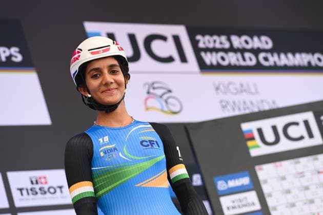 2025 UCI Road World Championships Picture by Simon Wilkinson SWpix.com - 27 09 2025 - Cycling - 2025 UCI Road World Championships - Kigali Convention Centre, Kigali, Rwanda - Women Junior Road Race - Harshita Jakhar (India) Copyright: x xSWpix.comx(t axPhotographyxHubxLtd)xSimonxWilkinson SWpix.comx SWP-3030-7633