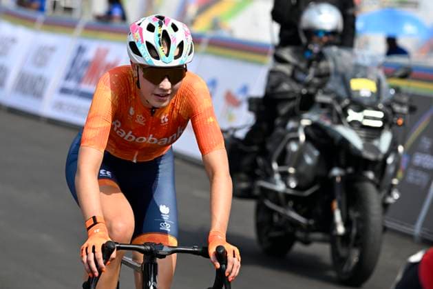 UCI 2025 Road World Championship, WM, Weltmeisterschaft Kigali 27 09 2025 KIGALI, RWANDA - SEPTEMBER 27 : Muller Roos (NED) during the Women Junior cycling road race of the UCI Road World Championships 2025 92nd edition an UCI World Championships cycling race of 74.6 km with start in Kigali and finish in Kigali on September 27, 2025 in Kigali, Rwanda, 27 09 2025 Kigali Rwanda  Copyright: xJanxDexMeuleneirx