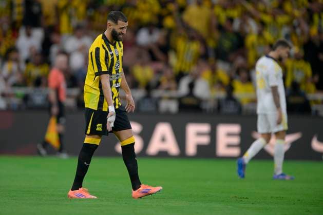 JEDDAH, SAUDI ARABIA - SEPTEMBER 26:Karim Benzema of Al Ittihad during the Saudi Pro League match between Al Ittihad and Al Nassr at King Abdullah Sports City on September 26, 2025 in Jeddah, Saudi Arabia. (Photo by Khalid Alhaj) SPO  Copyright: xKhalidxAlhaj