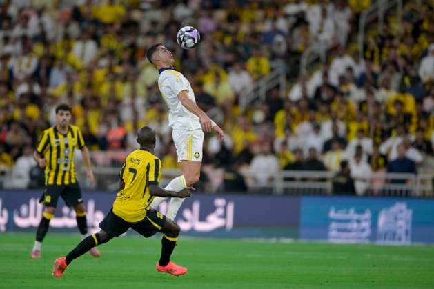 JEDDAH, SAUDI ARABIA - SEPTEMBER 26: Cristiano Ronaldo of Al Nassr heads the ball during the Saudi Pro League match between Al Ittihad and Al Nassr at King Abdullah Sports City on September 26, 2025 in Jeddah, Saudi Arabia. (Photo by Khalid Alhaj) SPO  Copyright: xKhalidxAlhaj