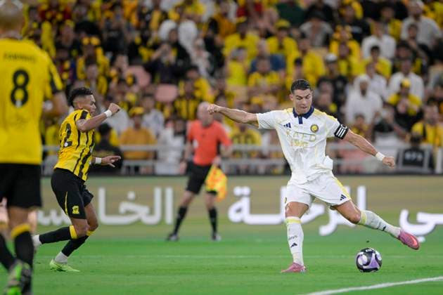 JEDDAH, SAUDI ARABIA - SEPTEMBER 26:Cristiano Ronaldo during the Saudi Pro League match between Al Ittihad and Al Nassr at King Abdullah Sports City on September 26, 2025 in Jeddah, Saudi Arabia. (Photo by Khalid Alhaj)  Copyright: xx