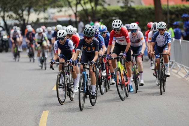 2025 UCI Road World Championships Picture by Alex Whitehead SWpix.com - 27 09 2025 - Cycling - 2025 UCI Road World Championships - Kigali Convention Centre, Kigali, Rwanda - Women Junior Road Race - Spain Copyright: x xSWpix.comx(t axPhotographyxHubxLtd)xAlexxWhitehead SWpix.comx SWP-3030-7704